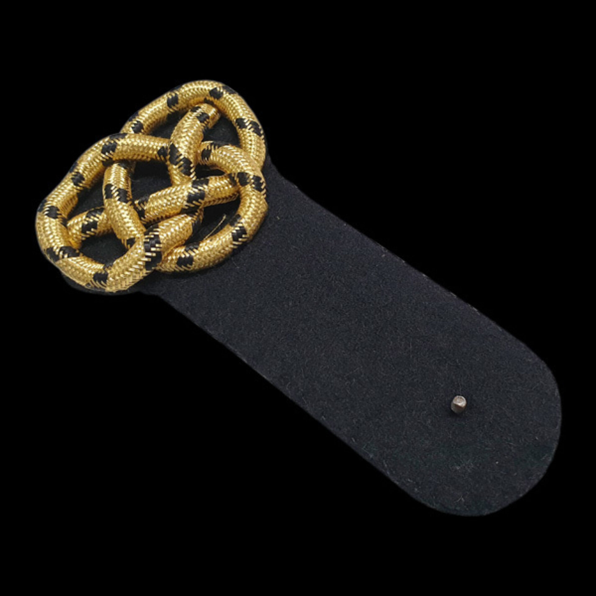 Bullion Knot 2